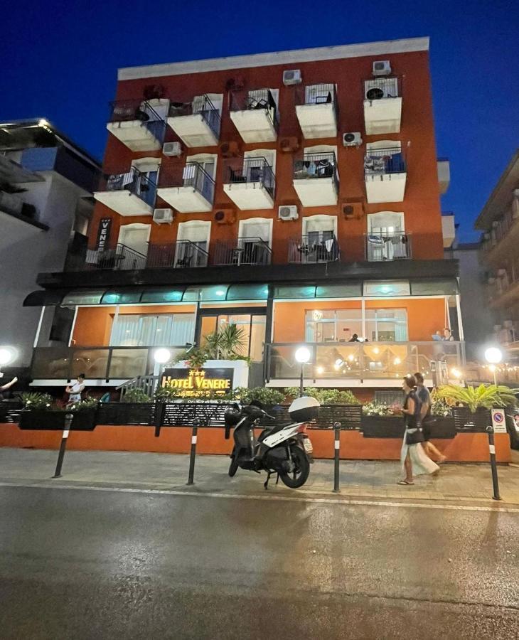 Hotel Venere Rimini Luaran gambar