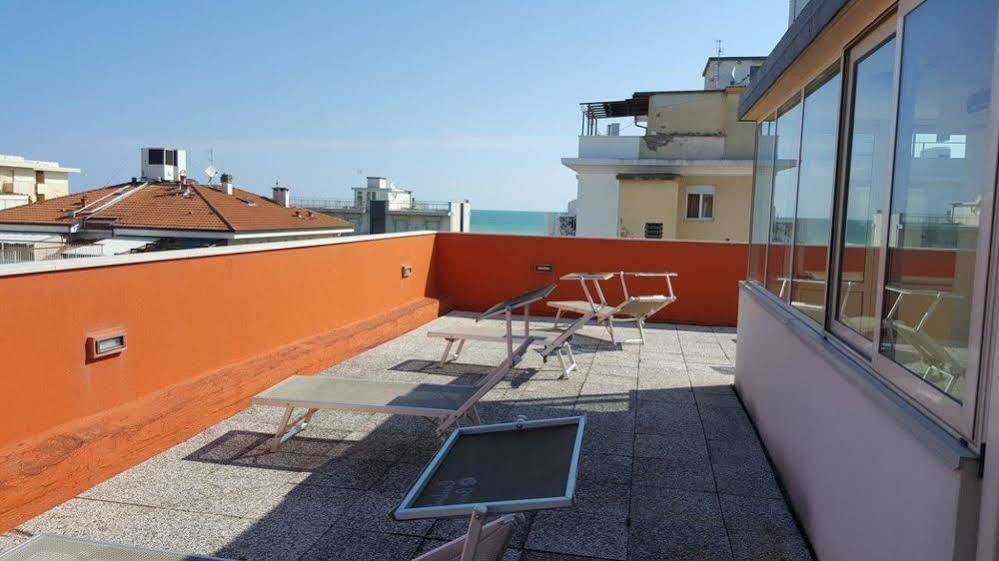 Hotel Venere Rimini Luaran gambar