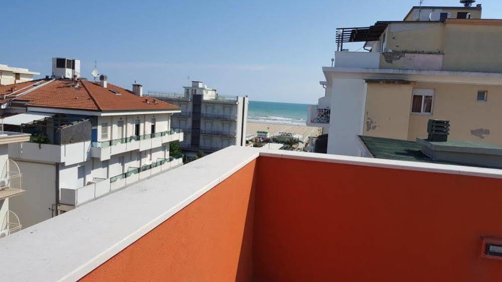Hotel Venere Rimini Luaran gambar