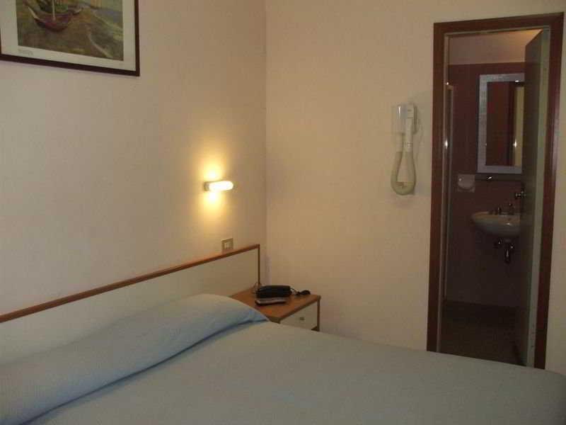 Hotel Venere Rimini Luaran gambar